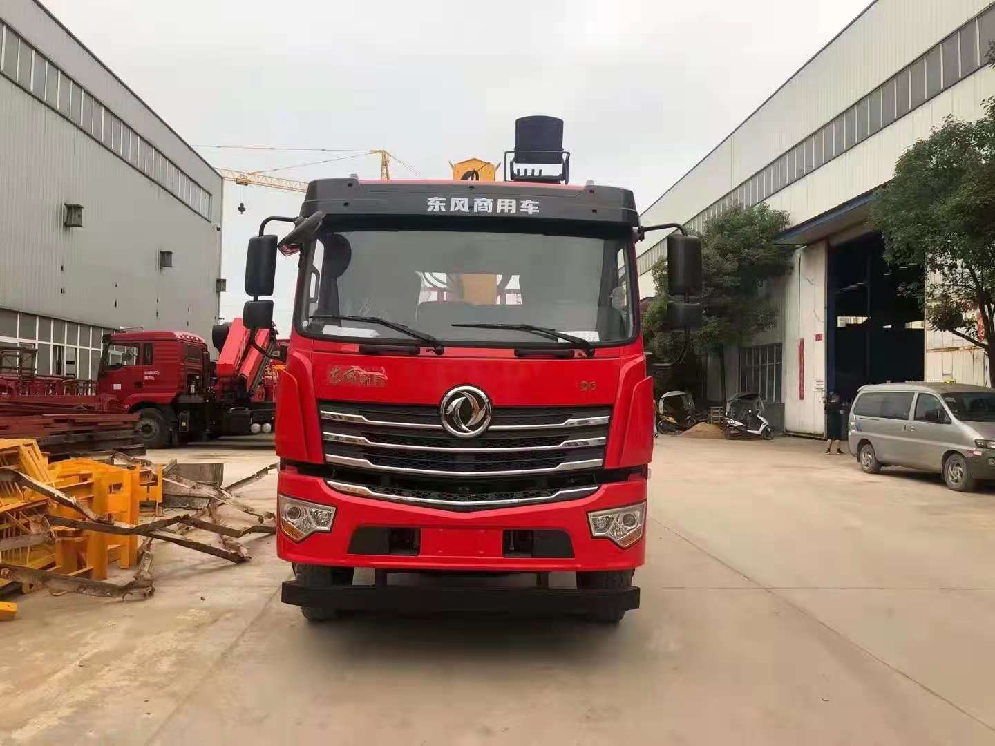 国六东风畅行D3后八轮随车吊
