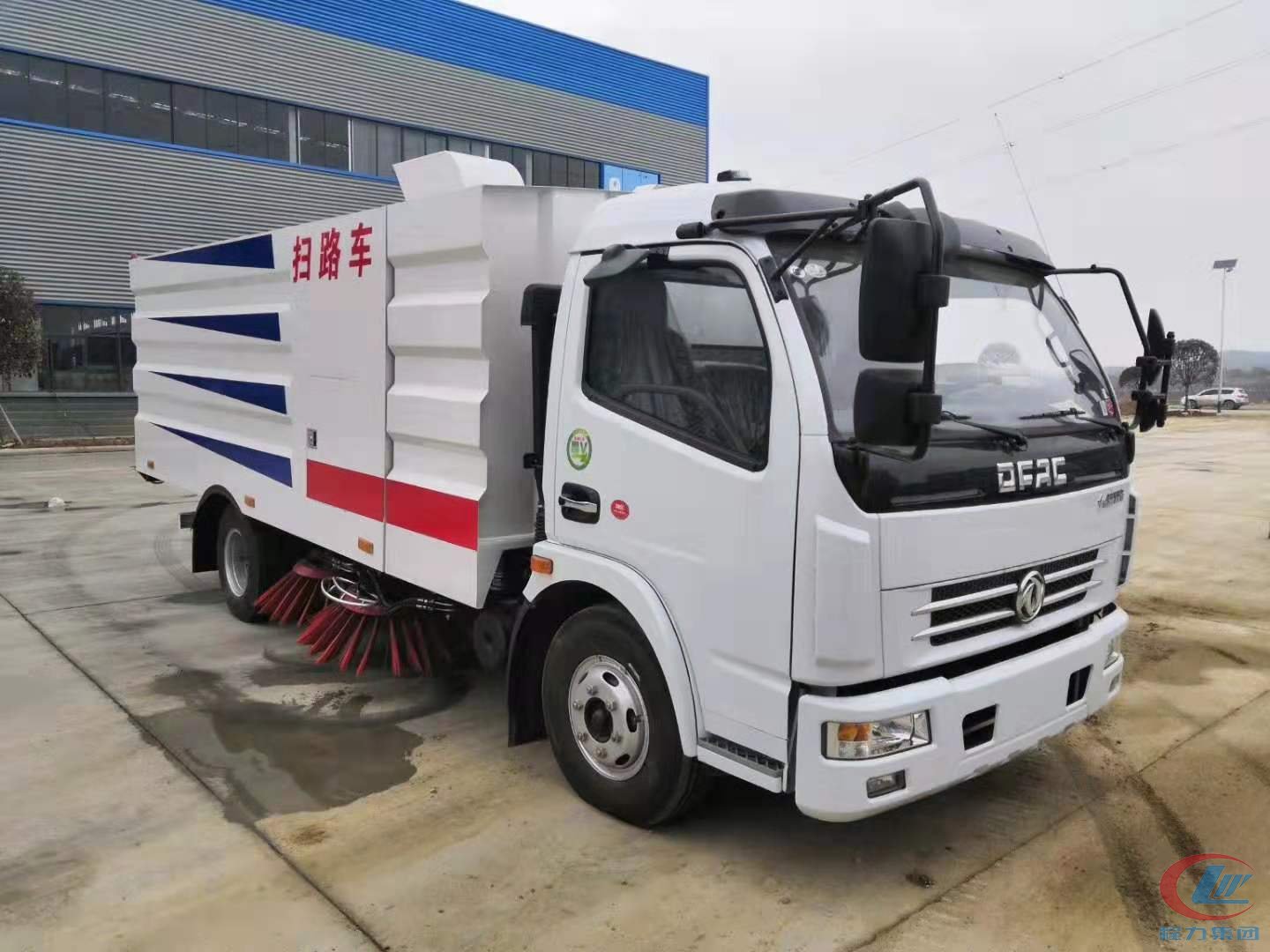 918博天堂东风多利卡D7扫路车