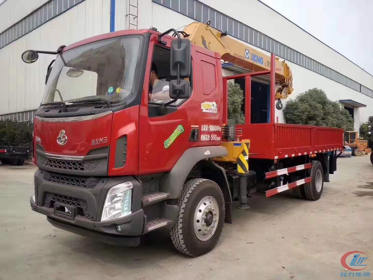 湖北918博天堂东风柳汽6.3吨随车吊高清图