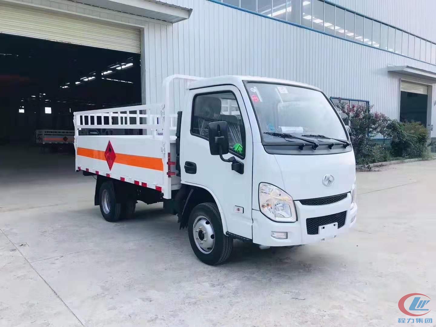 918博天堂汽车集团跃进仓栏式气瓶运输车蓝牌