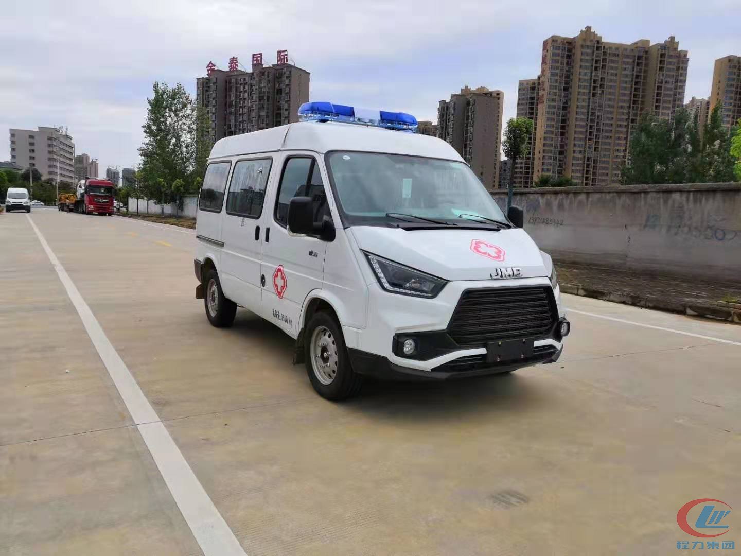 918博天堂江铃特顺国六高端航空版救护车
