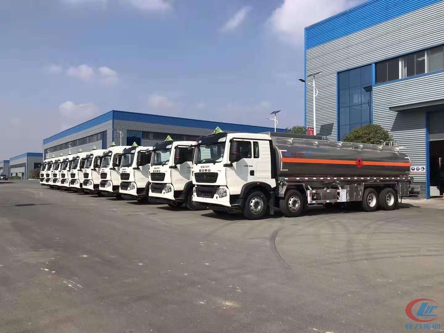 918博天堂铝合金油罐车