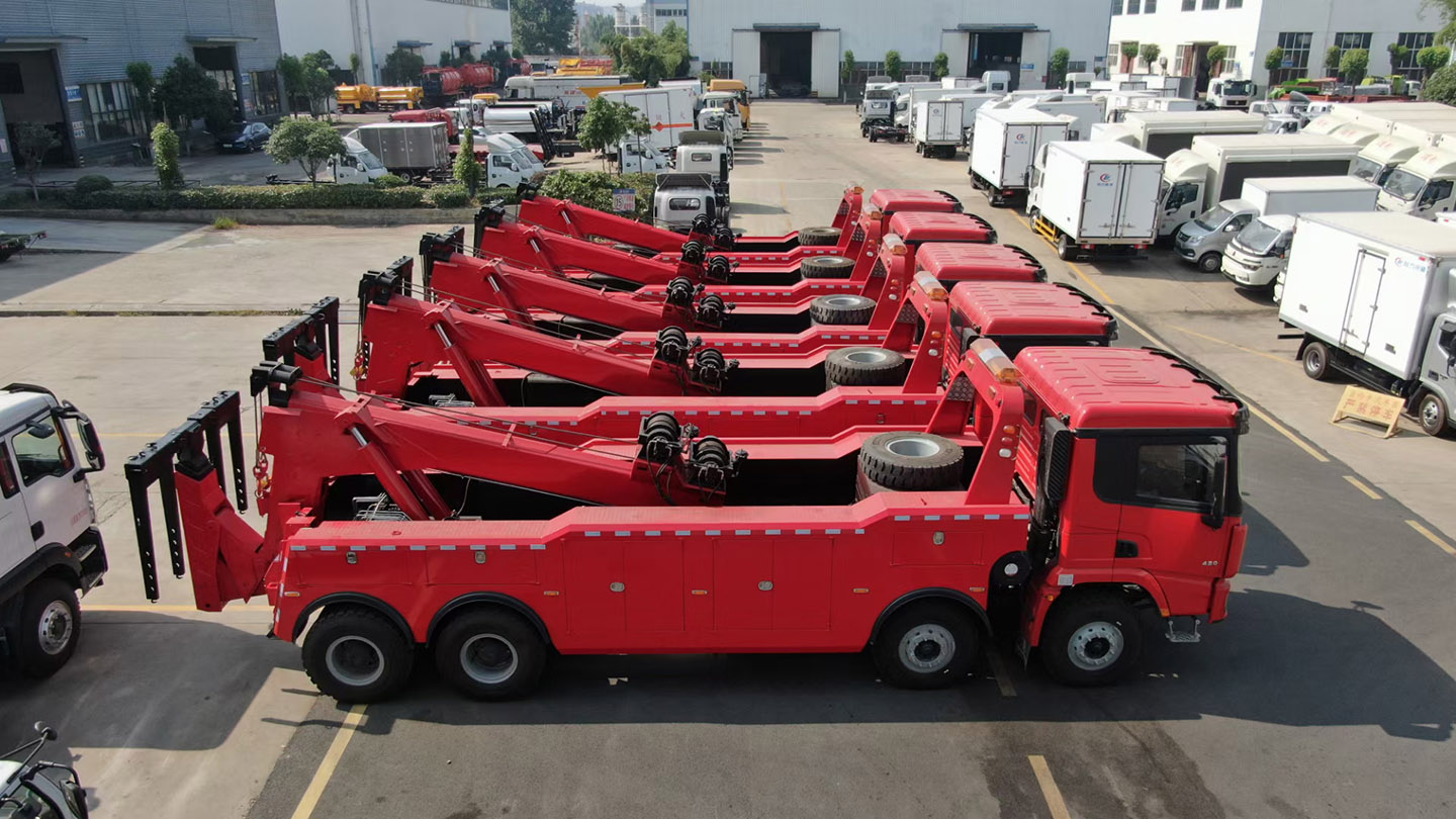 918博天堂集团重型拖吊连体清障车批量发车
